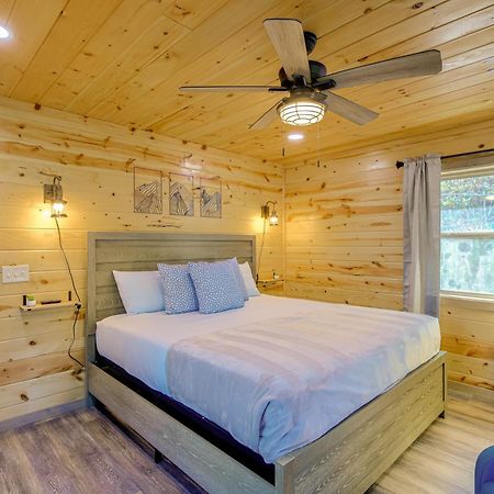 Gatlinburg Cabin With Game Room, Hot Tub And Mtn Views Extérieur photo
