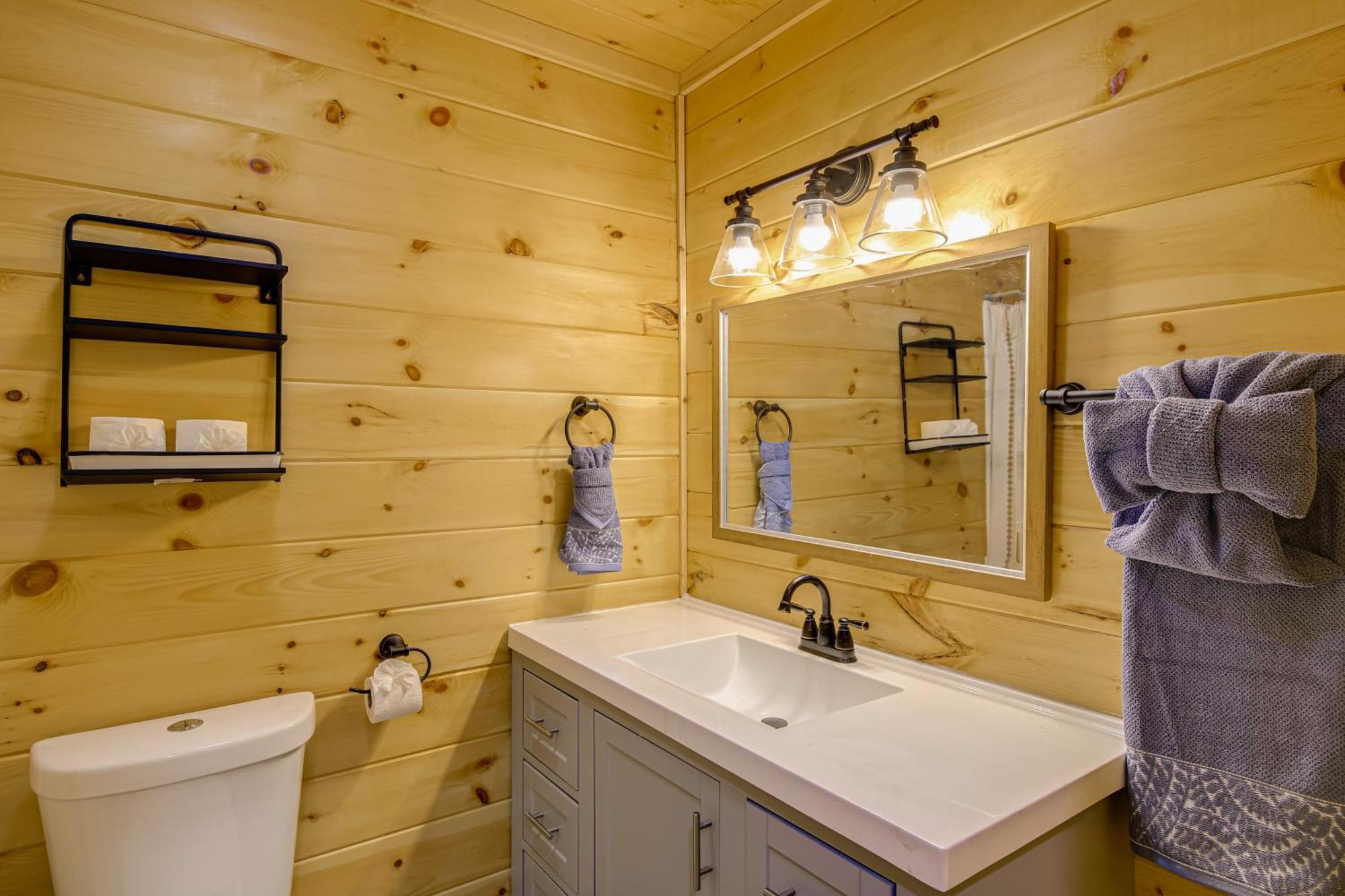 Gatlinburg Cabin With Game Room, Hot Tub And Mtn Views Extérieur photo